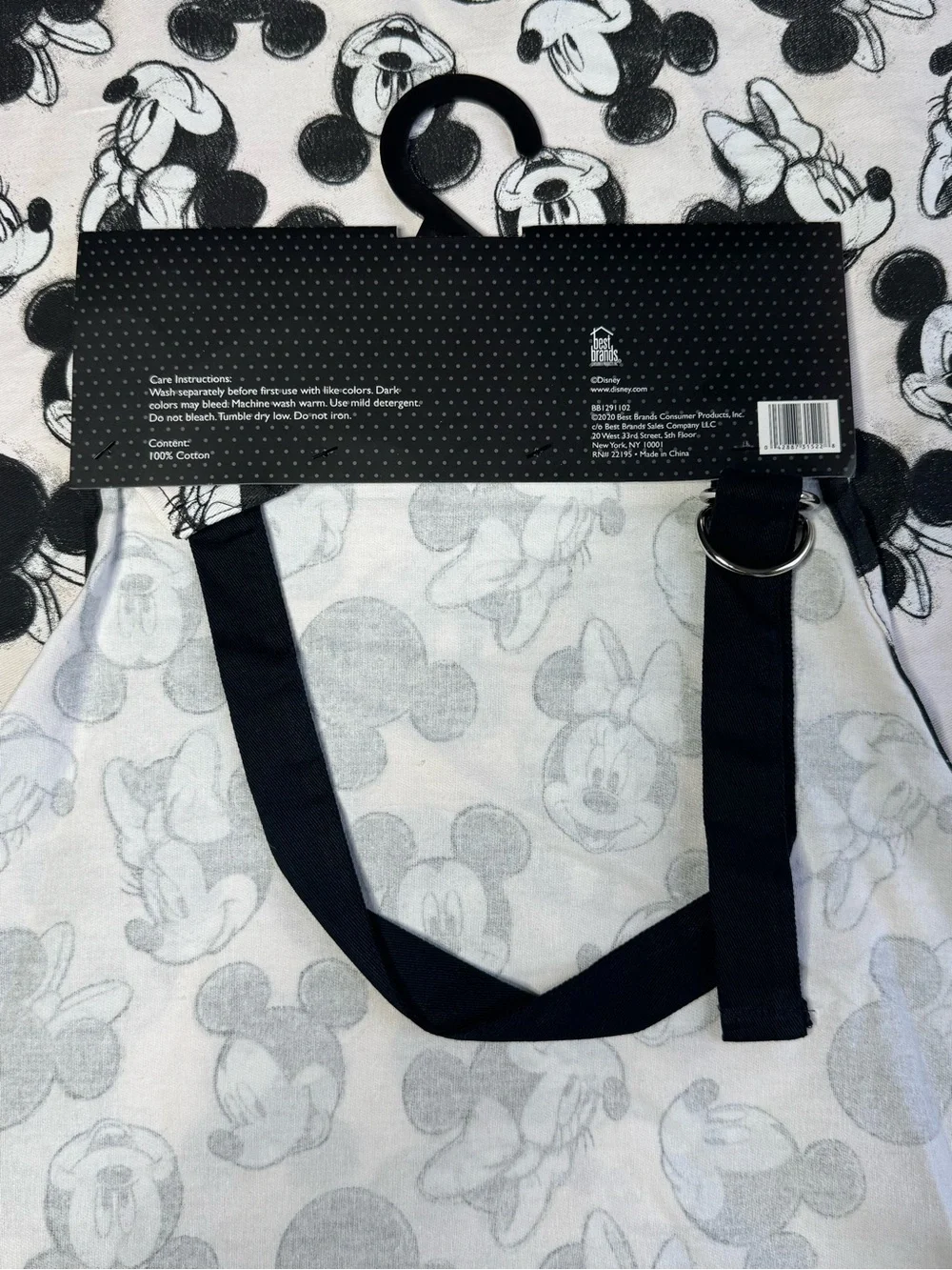 NWT DISNEY APRON, Mickey and Minnie Mouse kitchen cooking